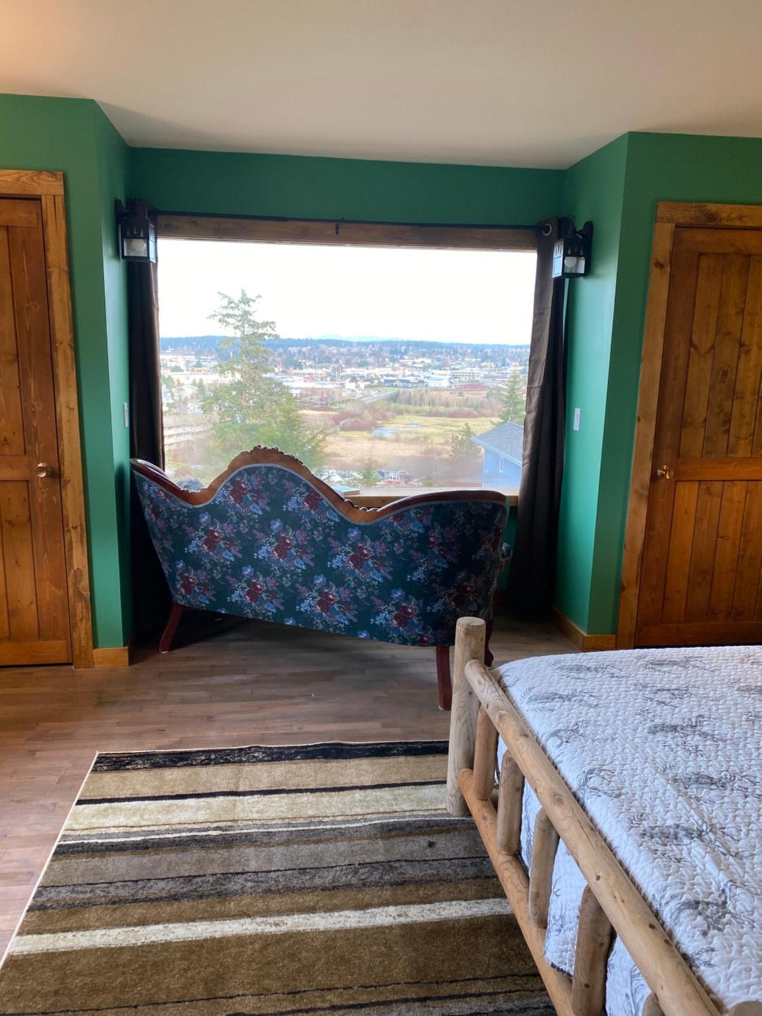 Cabin - Hot Tub - Fire Pit - View - Getaway! Oak Harbor Buitenkant foto